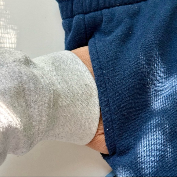 Disney Stitch Ohana Navy Sweatpants Women’s Size Large - Picture 3 of 9